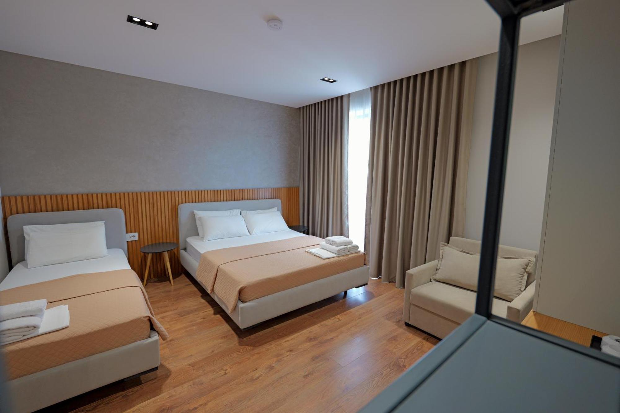 Hotel Ajden By Mira Mare Ксамил Екстериор снимка